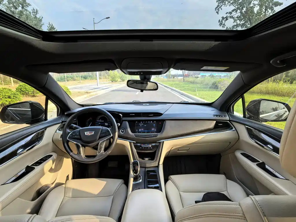 Cadillac XT5 — миниатюра 14