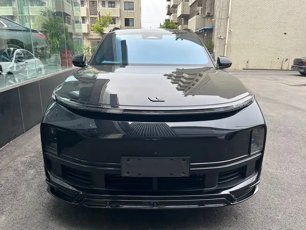 Li Auto Li L9 — миниатюра 2