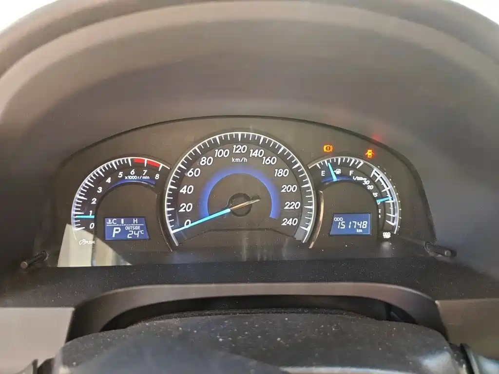 Toyota Camry — миниатюра 4