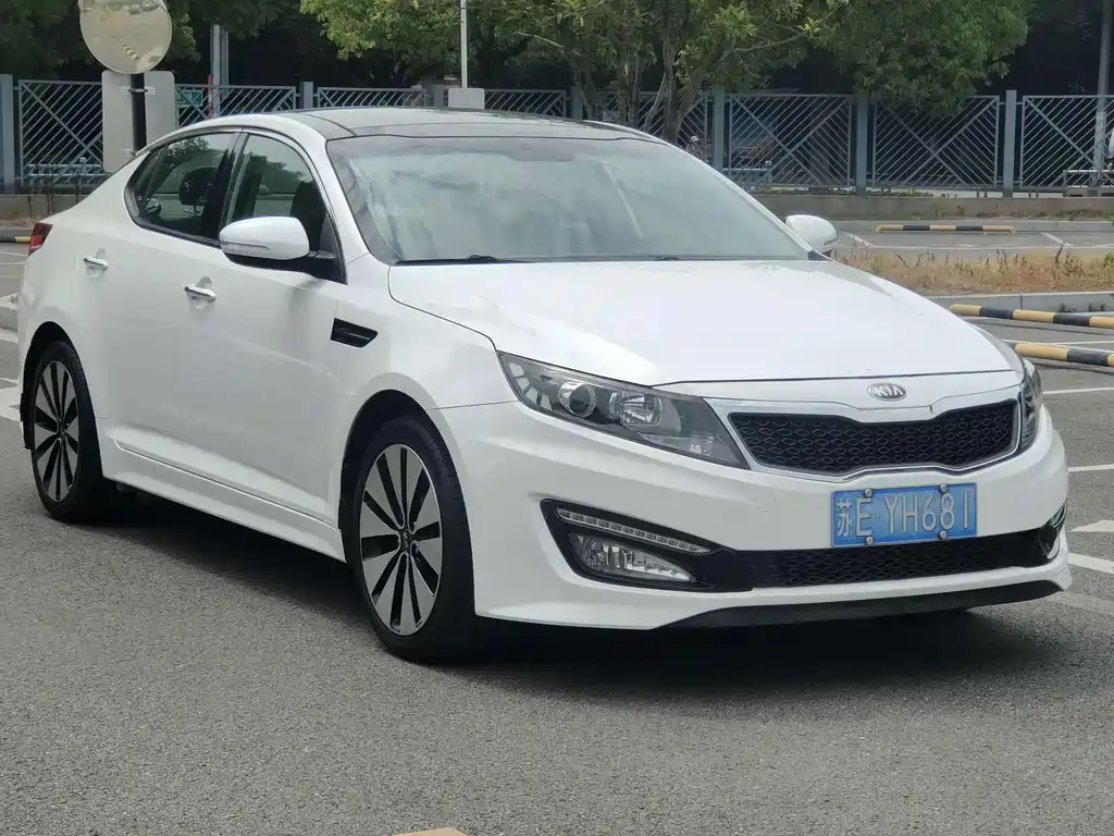 Kia K5 — миниатюра 3