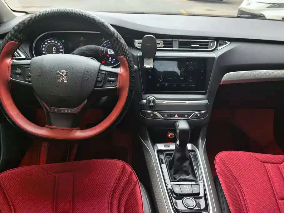 Peugeot 408 — миниатюра 12