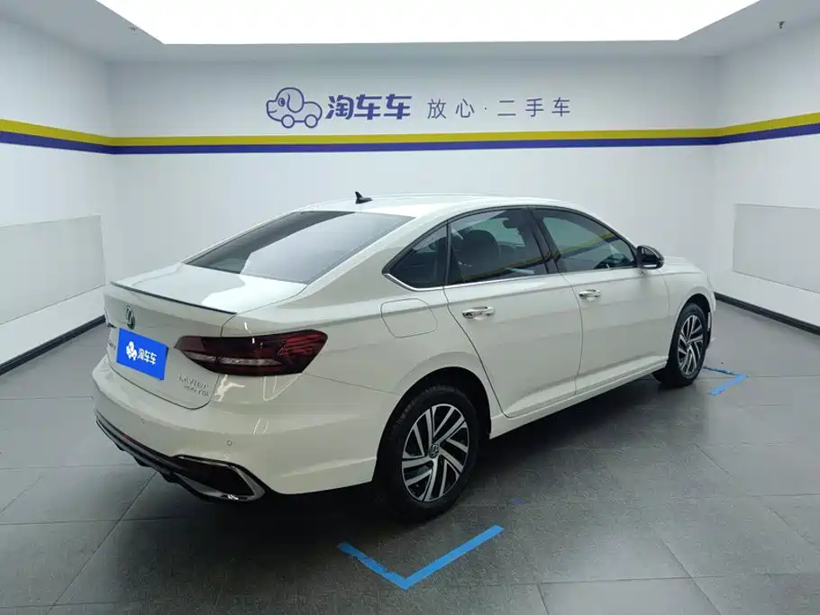 Volkswagen Lavida — миниатюра 3