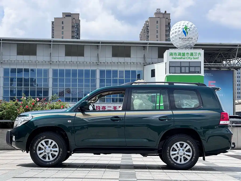 Toyota Land Cruiser — миниатюра 3