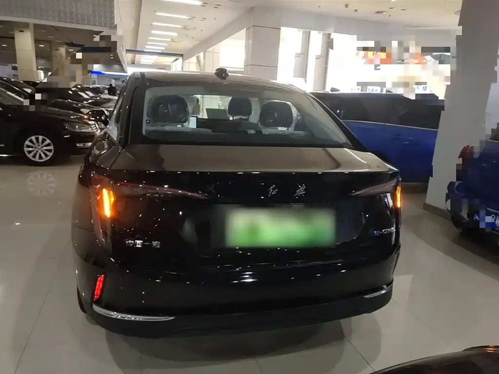 Hongqi E-QM5 2025 500km