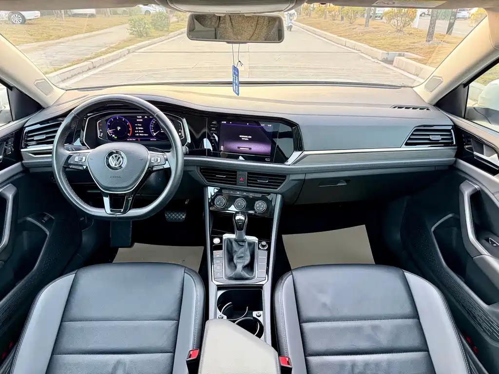 Volkswagen Sagitar — миниатюра 9