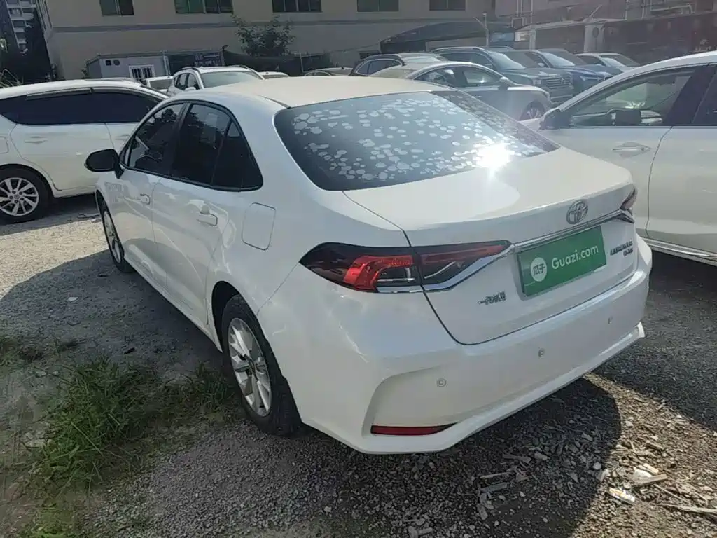 Toyota Corolla — миниатюра 5
