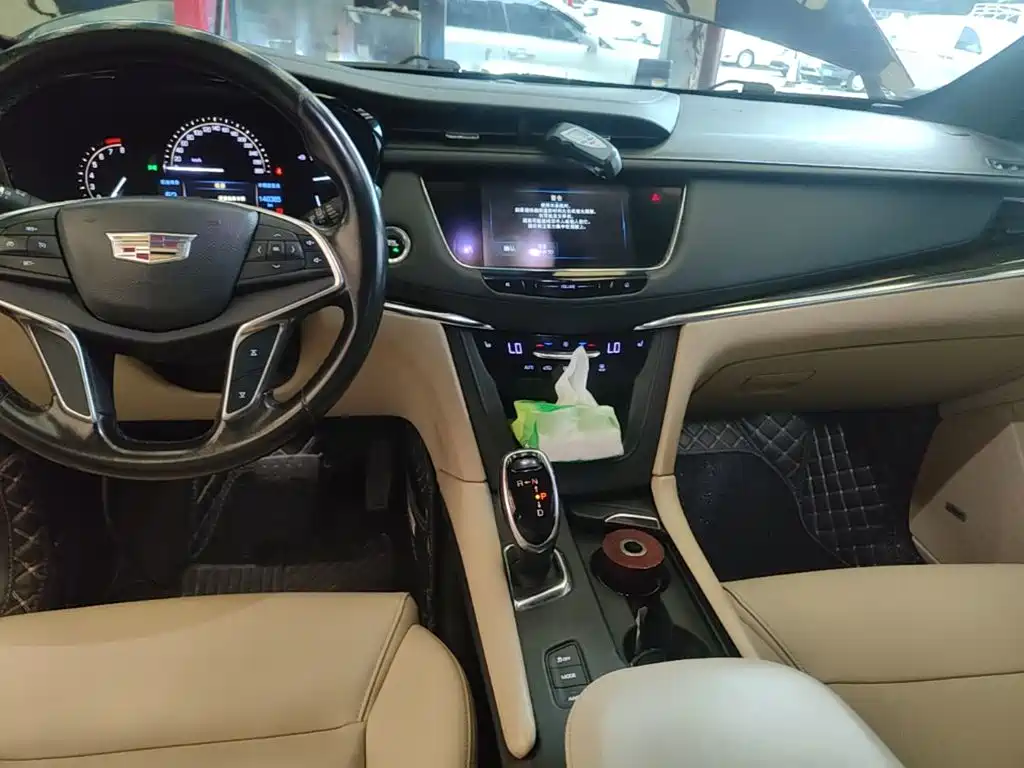 Cadillac XT5 — миниатюра 13