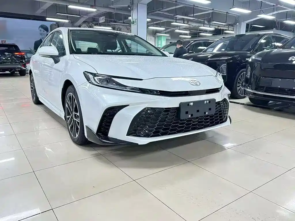 Toyota Camry 2026 2.0HSE Sport Lite