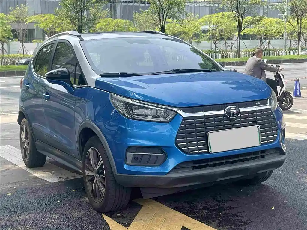 BYD Yuan EV — миниатюра 3