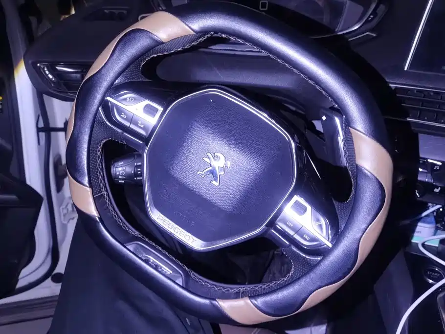 Peugeot 5008 — миниатюра 15