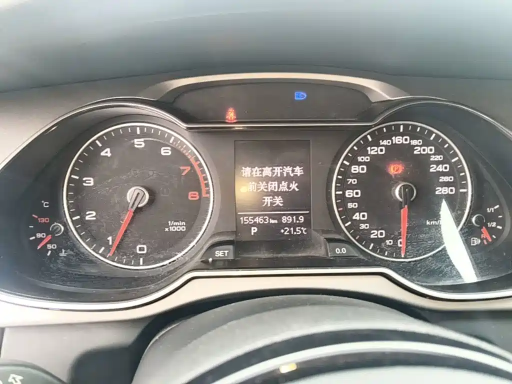 Audi A4L — миниатюра 12