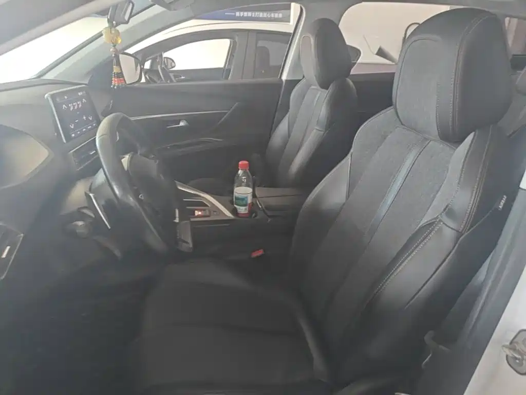 Peugeot 4008 — миниатюра 15