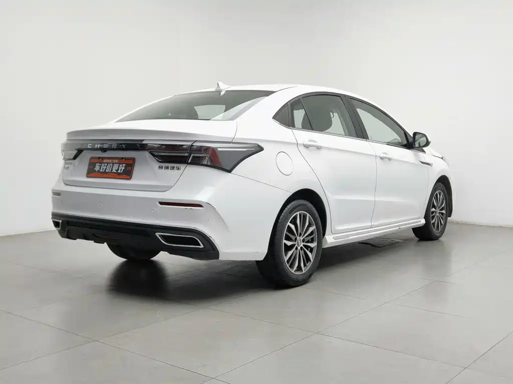 Chery Arrizo 5 PLUS — миниатюра 2