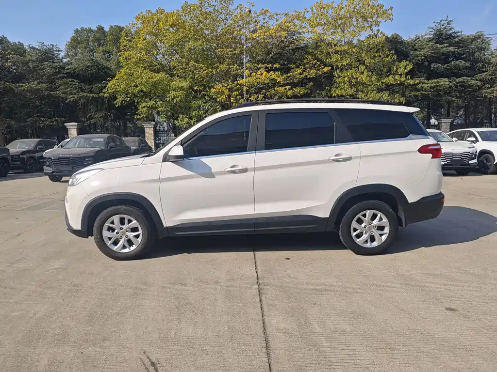 WULING AUTOMOBILE WULING HONGGUANG S3