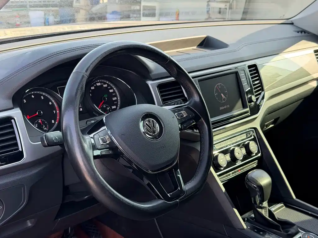 Volkswagen Teramont — миниатюра 7
