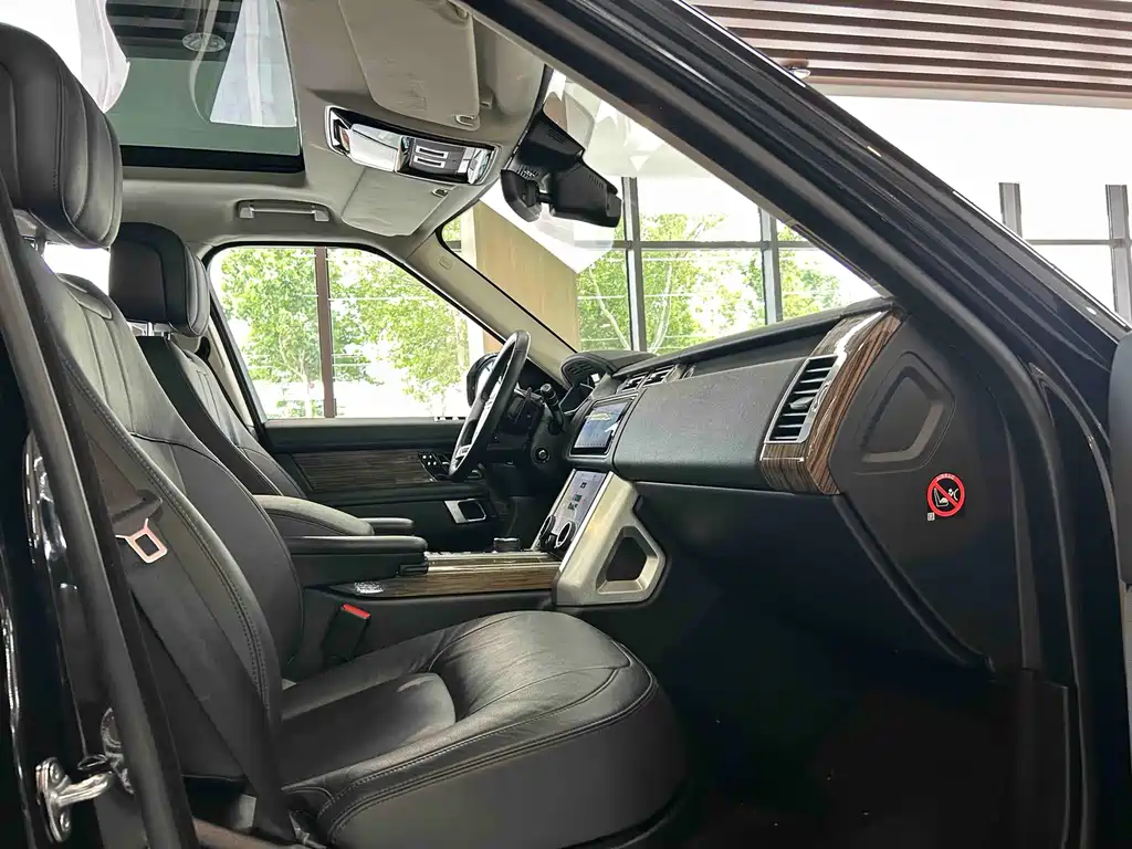 Land Rover Range Rover — миниатюра 25