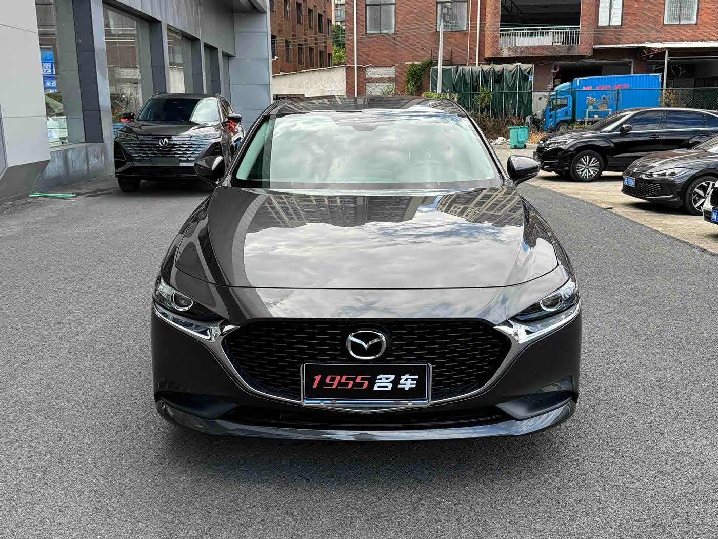 Mazda Mazda3 Axela 2.0 л 2022 г. Чёрный, пробег 23000 км