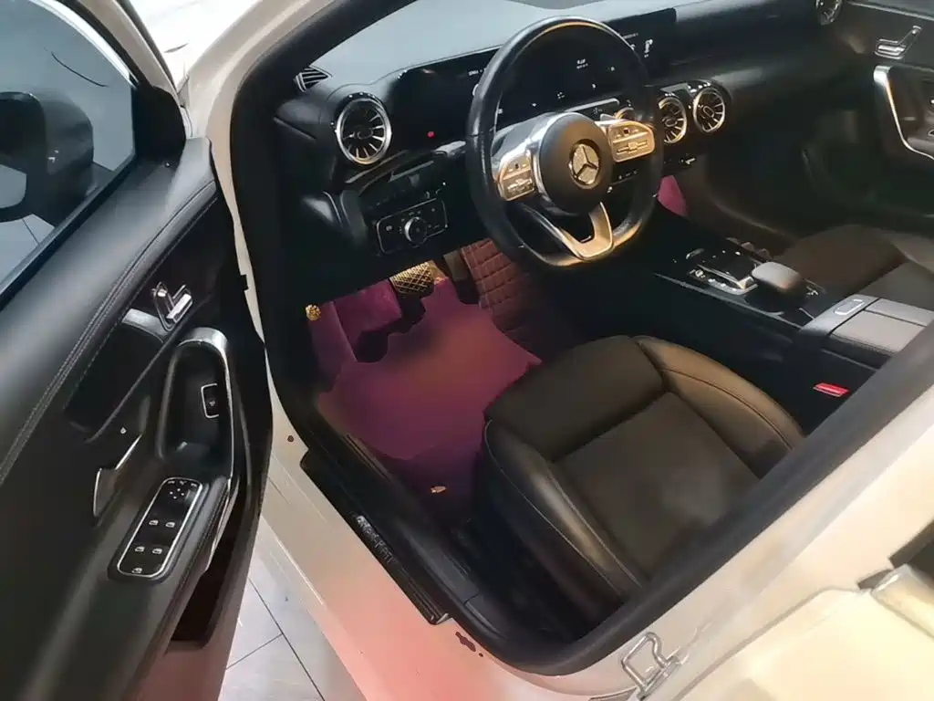 Mercedes-Benz A-Class — миниатюра 16