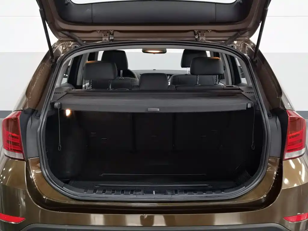 BMW X1 (Import) — миниатюра 16