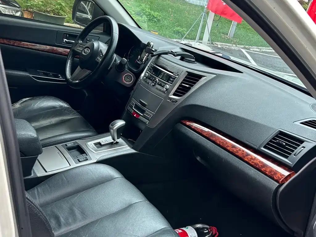 Subaru Outback — миниатюра 5