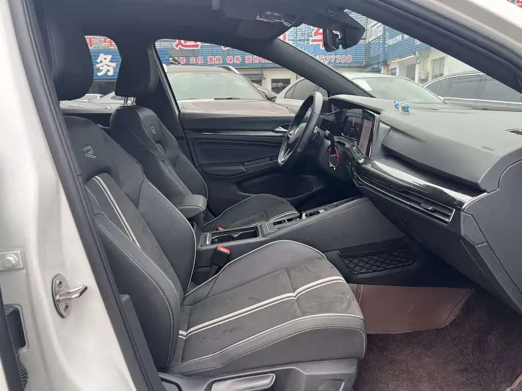 Volkswagen Golf — миниатюра 9