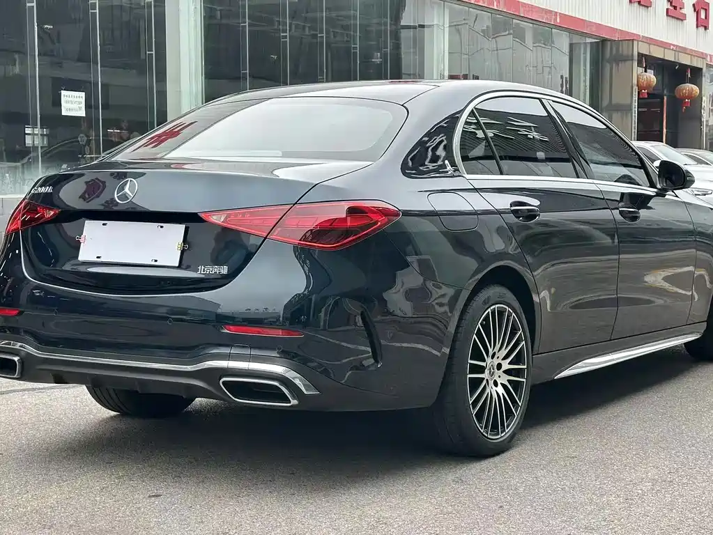 Mercedes-Benz C-Class — миниатюра 10