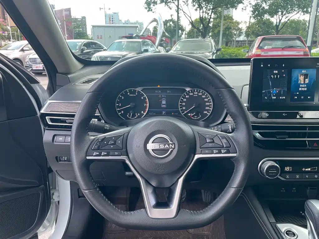 Nissan Teana — миниатюра 15