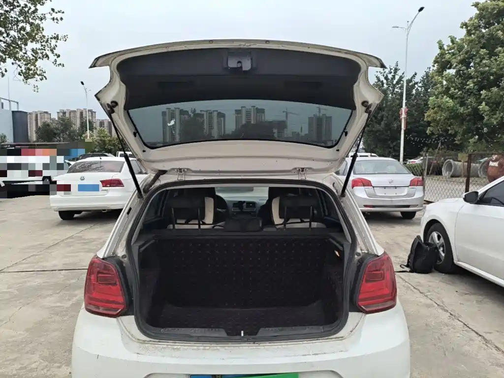 Volkswagen Polo — миниатюра 19