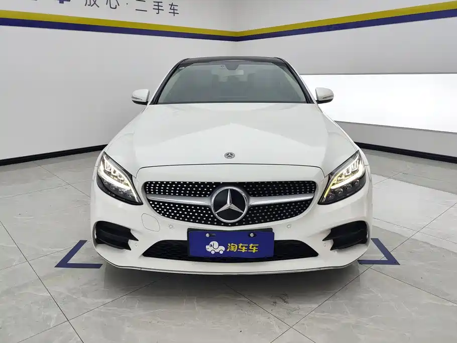 Mercedes-Benz C-Class — миниатюра 2