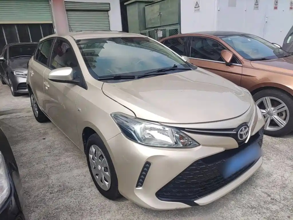 Toyota Vios FS — миниатюра 4