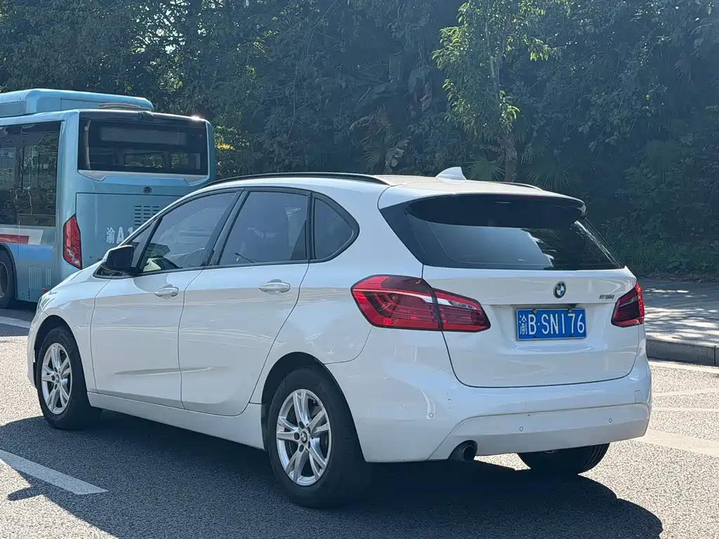 BMW 2 Series Active Tourer (Import) — миниатюра 12