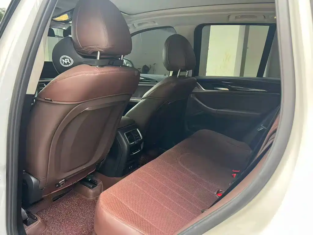 BMW X3 — миниатюра 6