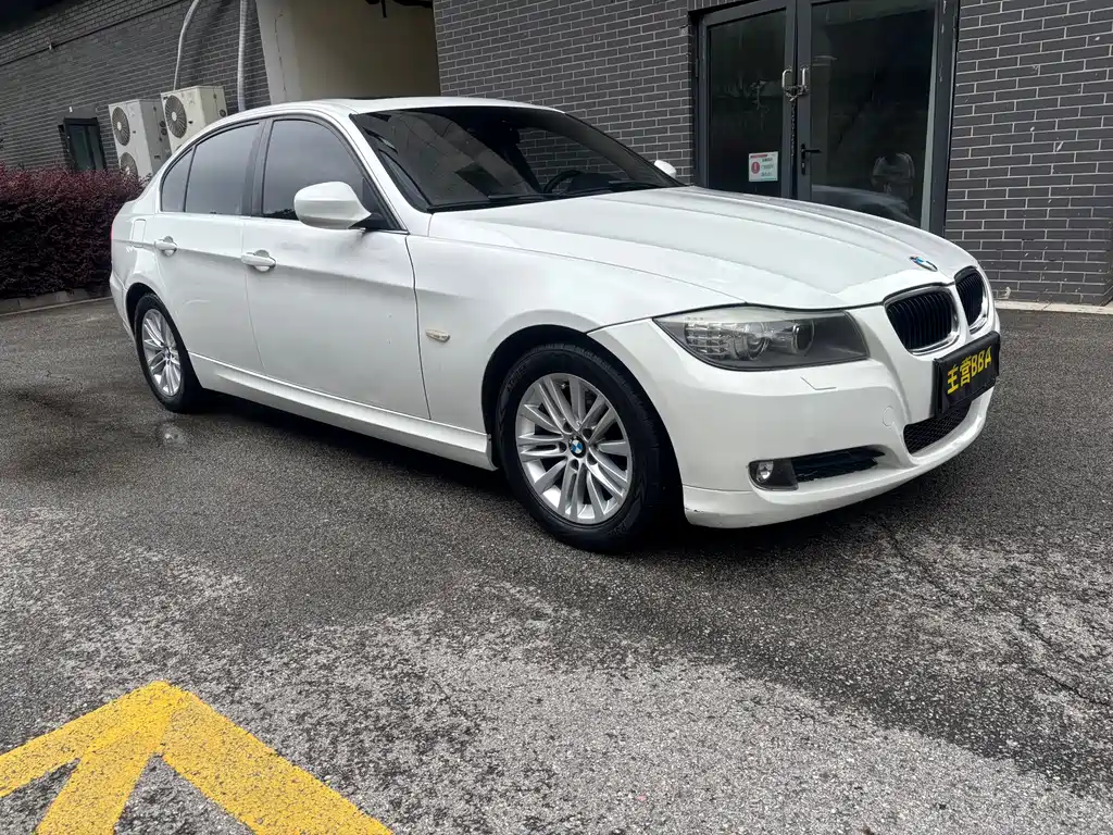 BMW 3 Series 3 2012 320i Luxury