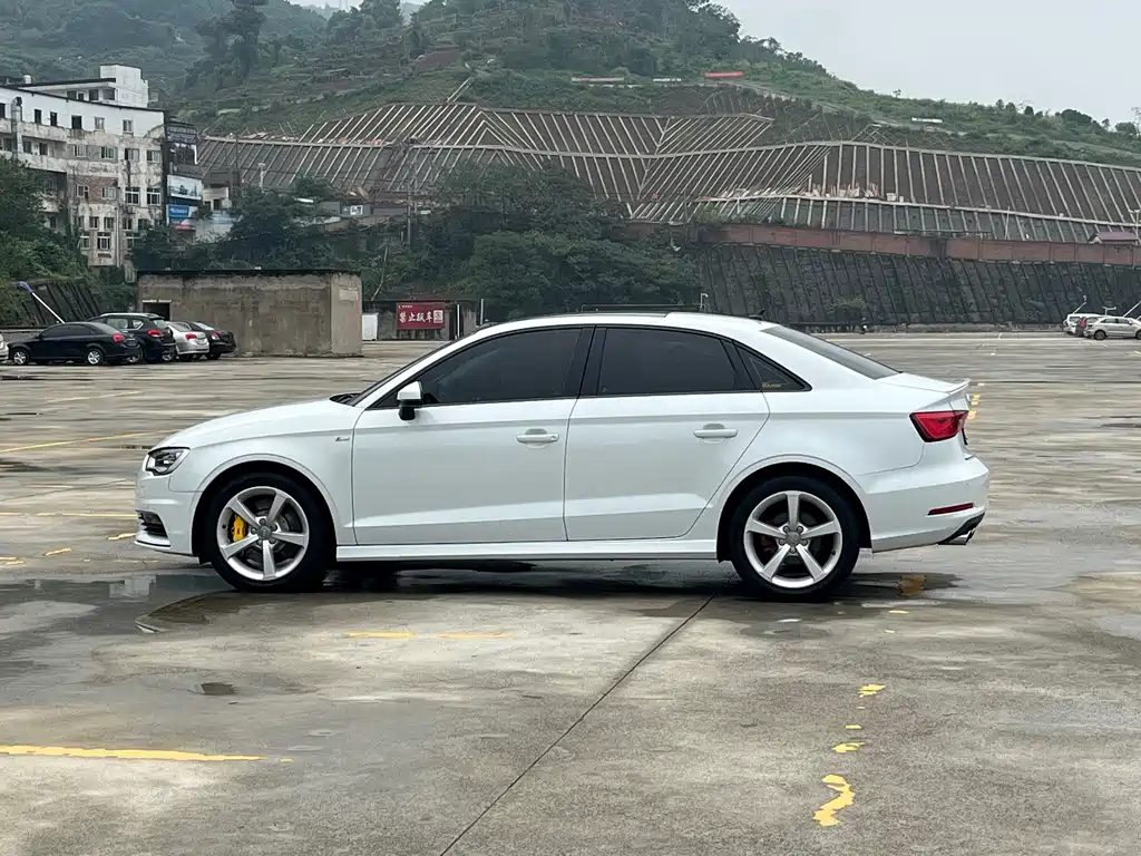 Audi A3 — миниатюра 9