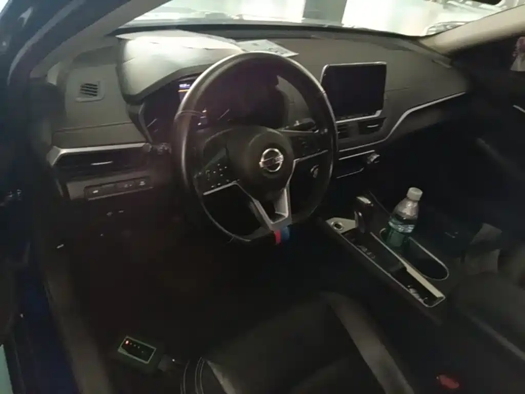 Nissan Teana — миниатюра 10