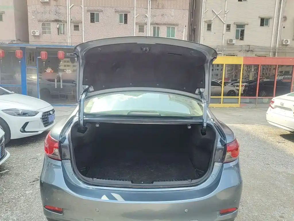 Mazda Atenza — миниатюра 19
