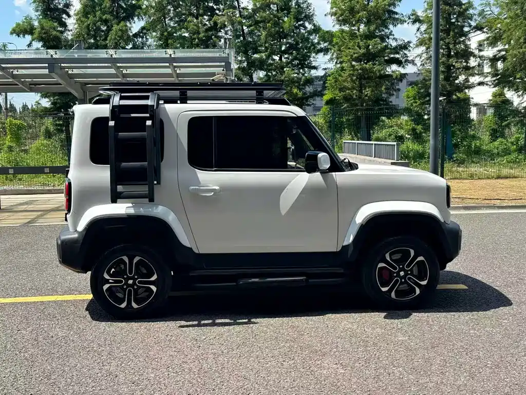 Baojun Yueye — миниатюра 5