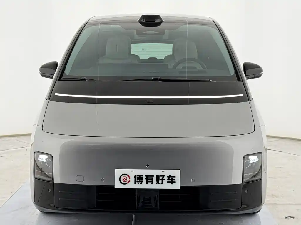 Li Auto MEGA 2024 Ultra