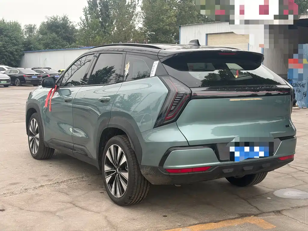 Geely Boyue L — миниатюра 8