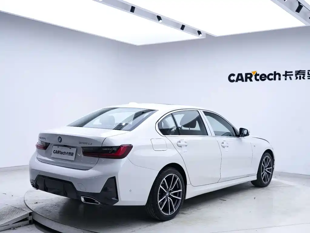 BMW 3 Series — миниатюра 8