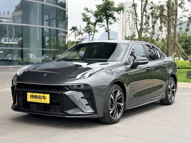 2025 Lynk & Co 03