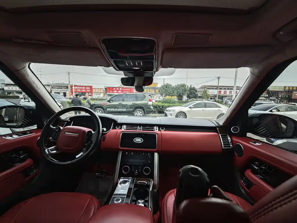 LAND ROVER RANGE ROVER