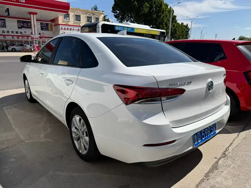 Buick Excelle — миниатюра 4