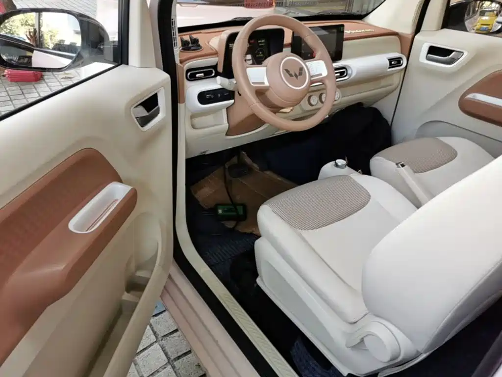 Wuling MINIEV — миниатюра 16