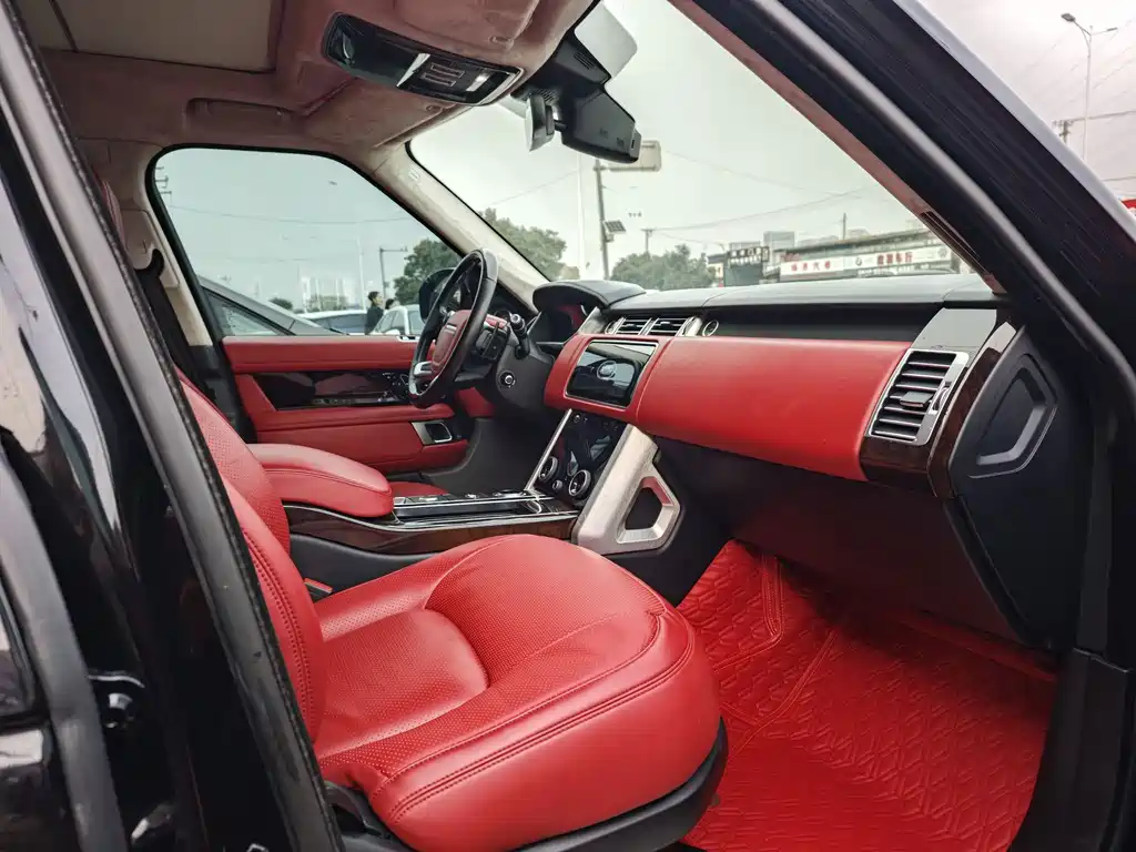 LAND ROVER RANGE ROVER