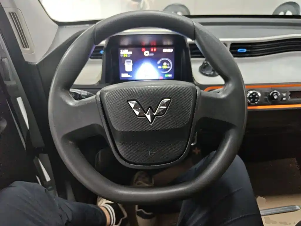 Wuling MINIEV — миниатюра 7