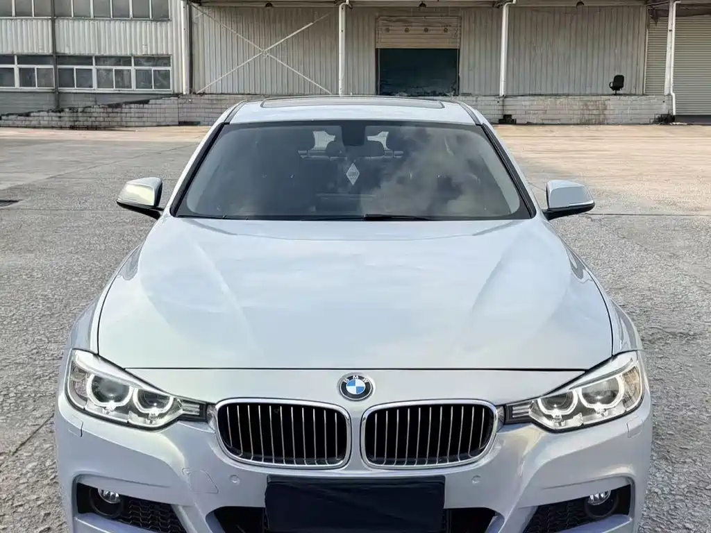 BMW 3 Series — миниатюра 2
