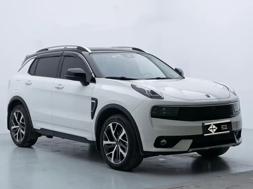 Lynk & Co 01 2019 2.0T Pro V