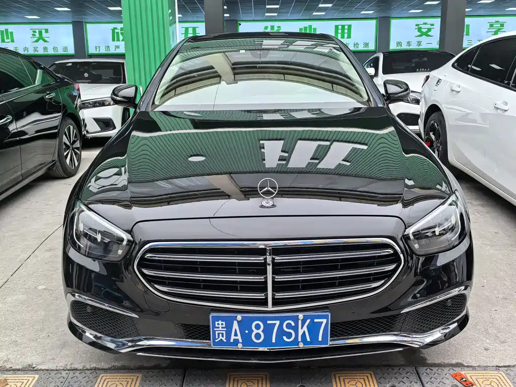 MERCEDES-BENZ E CLASS