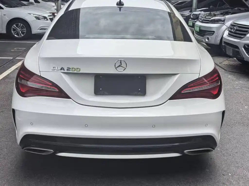 Mercedes-Benz CLA 2018 CLA 200 Fashion